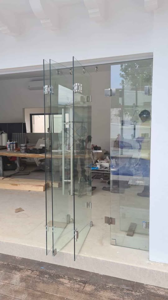 instalación de cancelería en Los Mochis